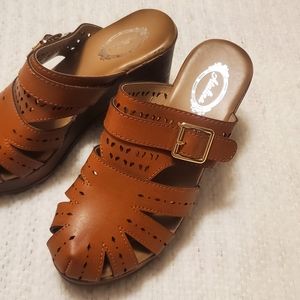 NWOT never wore size 6